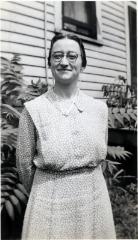  Mary C. Kreider. Detroit, September 1942.

  