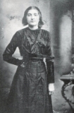  Florence Kreider, daughter of Samuel and Mary Alice Light Kreider. Genealogy of John S. and Rebecca Kettering Kreider Family.