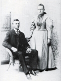  Cyrus and Lizzie Reist Kreider. Genealogy of John S. and Rebecca Kettering Kreider Family.