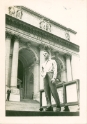  Marlin Kreider in front of the New York Public Library. 